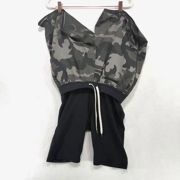 Vuori Stockton Shorts Men S Grey Black Compression Camouflage Workout Athletic